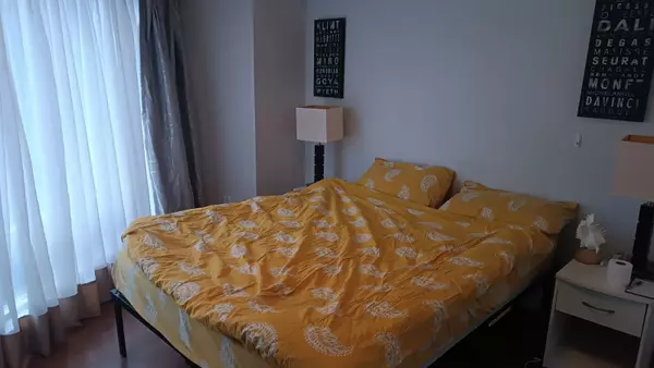 Toronto C08, ON M5B 1V8,200 Victoria ST #1110