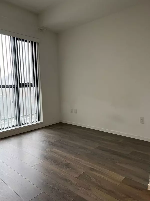 Toronto C08, ON M5B 0A9,159 Dundas ST E #1308