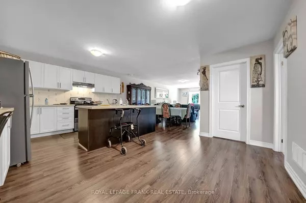 Oshawa, ON L1H 2R1,402 Olive AVE