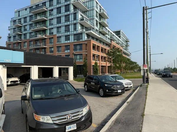 Richmond Hill, ON L4E 3N8,11623 Yonge ST #South_B