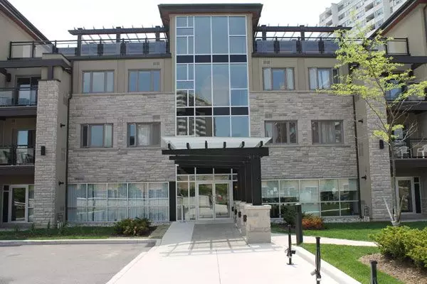 570 Lolita GDNS #424, Mississauga, ON L5A 0A1