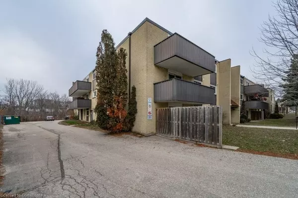 Kitchener, ON N2M 2E2,75 Hazelglen DR #308