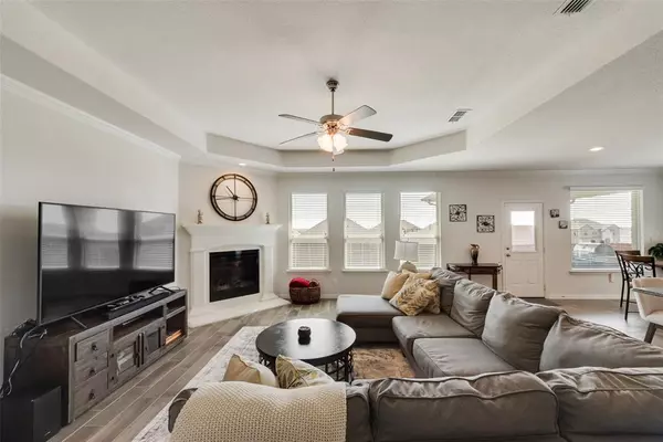 204 Cross Fox Lane, Aledo, TX 76008