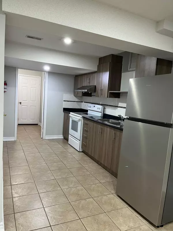 Milton, ON L9T 8M8,350 Kincardine TER