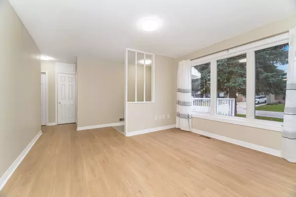 Burlington, ON L7R 3W9,983 Cleta ST