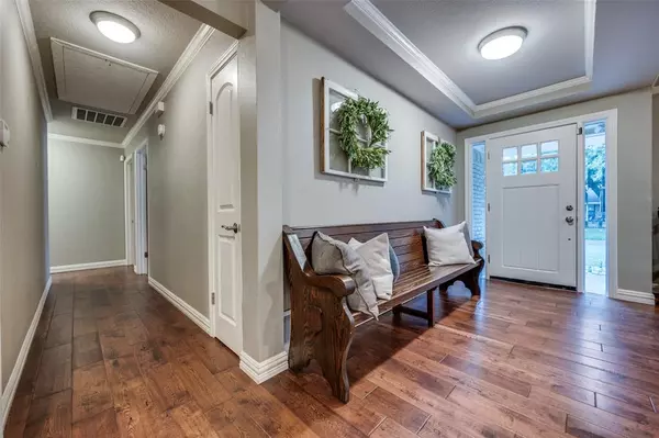 Dallas, TX 75218,12106 Landlock Drive