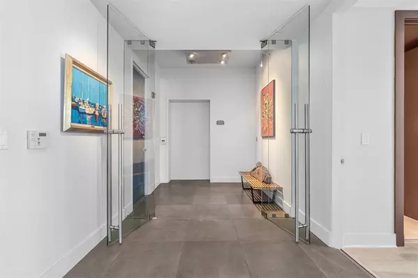 Fort Lauderdale, FL 33304,715 Bayshore Dr #1004