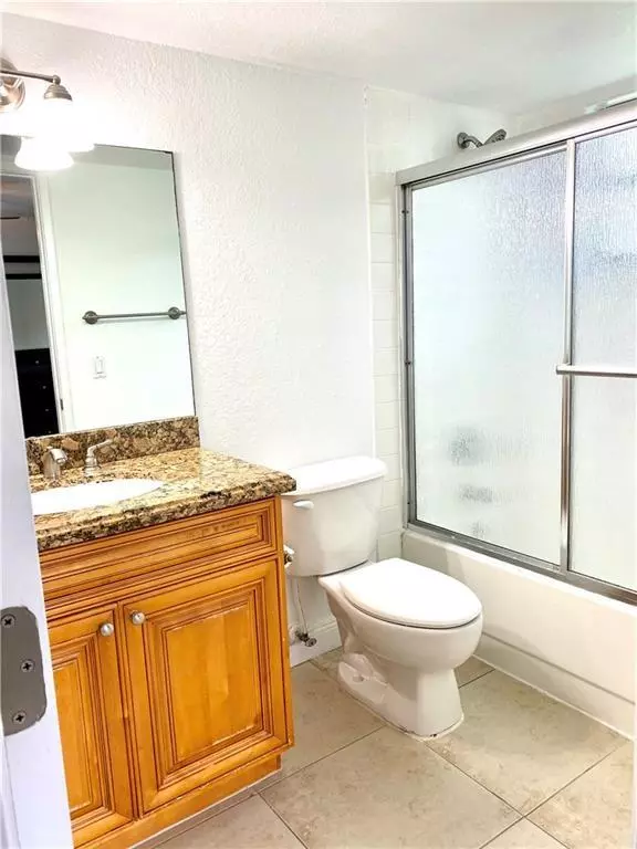 West Palm Beach, FL 33411,1681 Balfour Point Dr #F