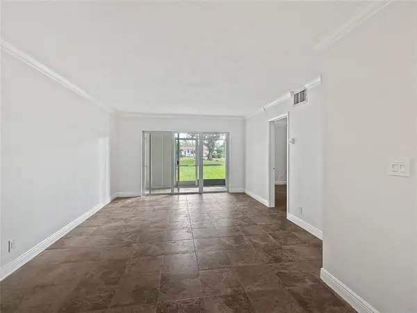 Oakland Park, FL 33334,2970 NE 16th Ave #102B