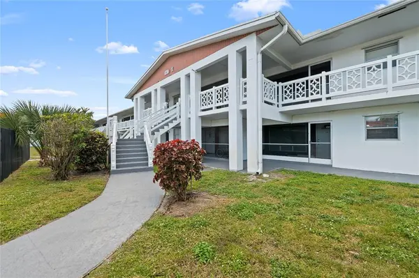 1711 NW 46th Ave #114, Lauderhill, FL 33313