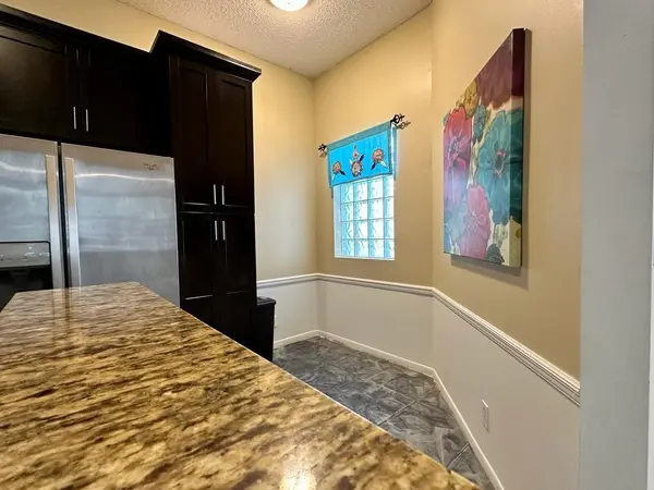 Boynton Beach, FL 33437,5438 Verona Dr #L 812