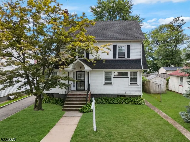 East Orange City, NJ 07017,17 Chauncey Ave