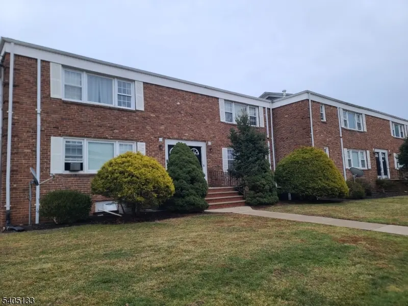 Bridgewater Twp., NJ 08807,4 Columbia Dr Unit 1A #1A