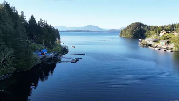 167 Regent St #7, Bamfield, BC V0R 1B0