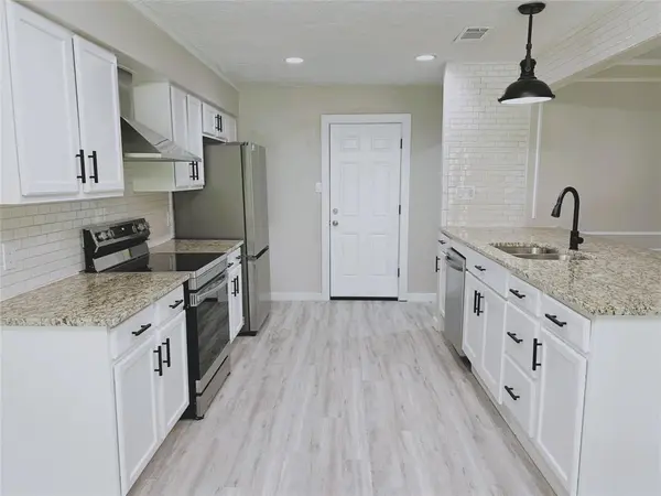 Grapevine, TX 76051,2946 Ridgewood