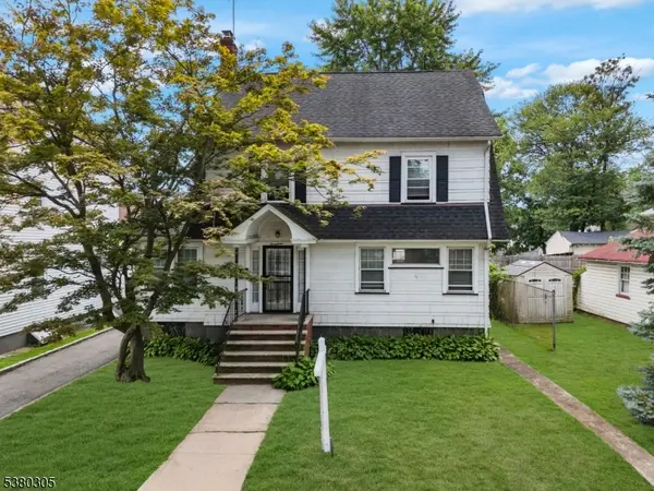 17 Chauncey Ave, East Orange City, NJ 07017