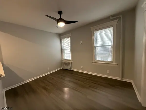 Bloomfield Twp., NJ 07003,22 Chapman St