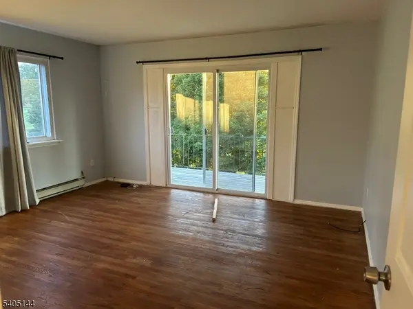 Montague Twp., NJ 07827,312- C Lake Shore South O2