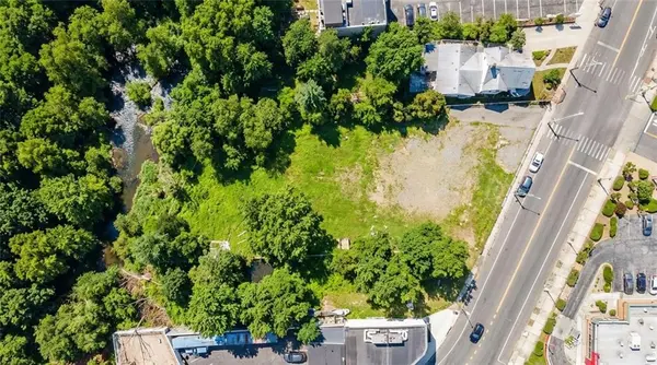 Staten  Island, NY 10309,6401 Amboy RD