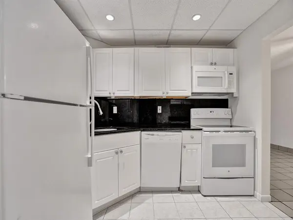 Oakland Park, FL 33309,3115 OAKLAND SHORES DR #E110