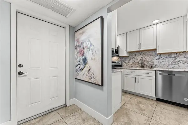 Lighthouse Point, FL 33064,4502 N Federal Hwy #123C