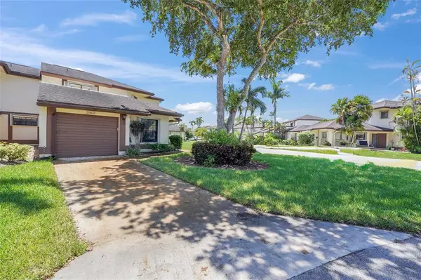 20832 Boca Ridge Dr, Boca Raton, FL 33428