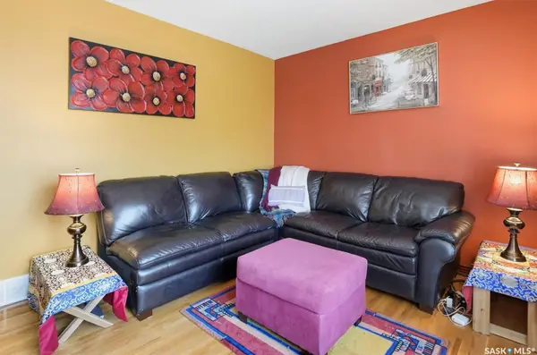 Saskatoon, SK S7L 2X8,334 Q AVENUE N