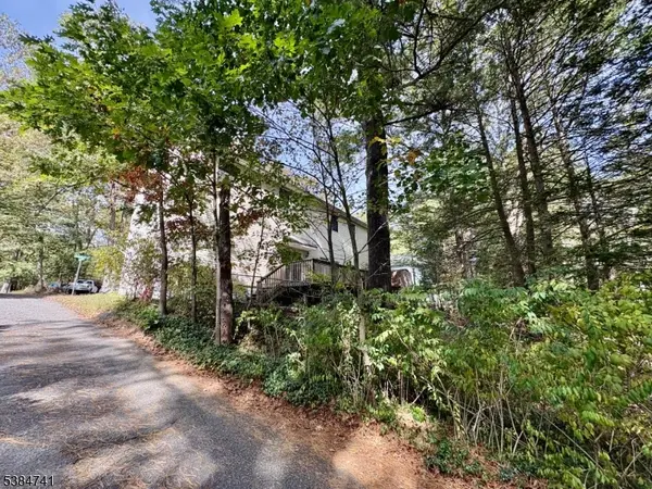 Jefferson Twp., NJ 07438,5327 Berkshire Valley Rd #5