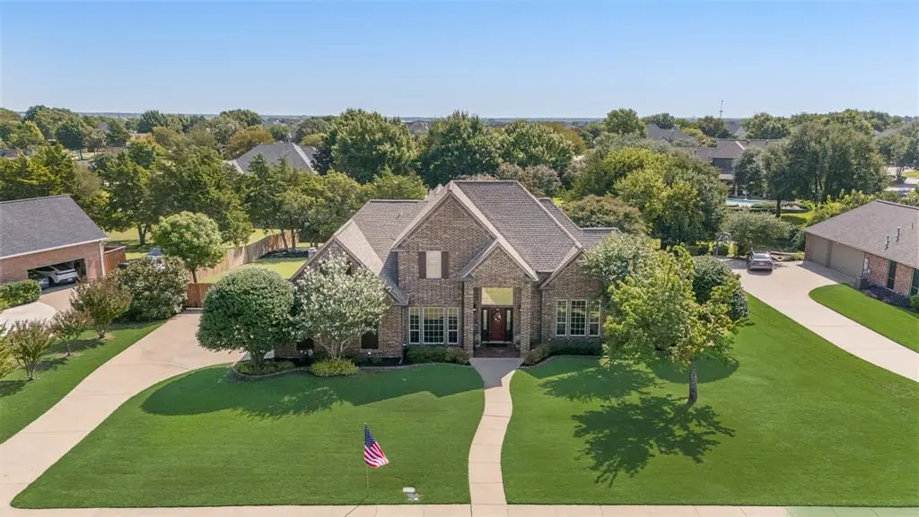 2230 Woodlands Circle, Midlothian, TX 76065