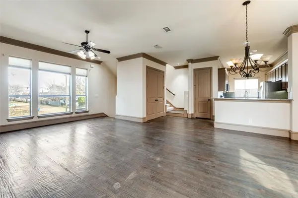 Dallas, TX 75204,4519 Lafayette Street #5