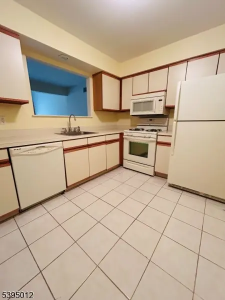 Hampton Twp., NJ 07860,11 Spar Row Ci S011