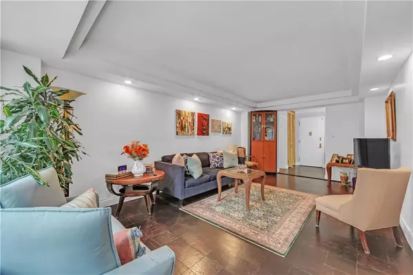 1170 Ocean Pkwy #LH, Brooklyn, NY 11230