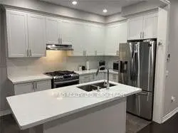 Hamilton, ON L8J 0L2,4 Bayonne DR