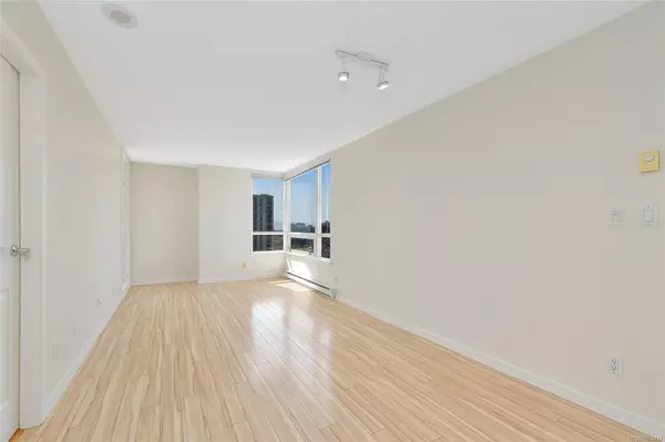 Victoria, BC V8V 4Z3,930 Yates St #1208