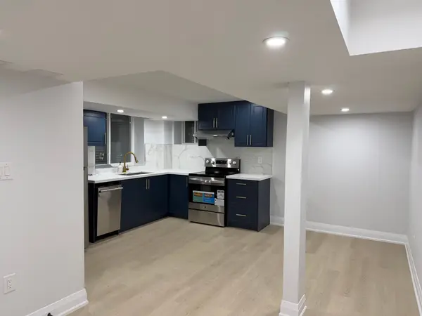 Whitby, ON L1P 0J2,1 Toulouse ST