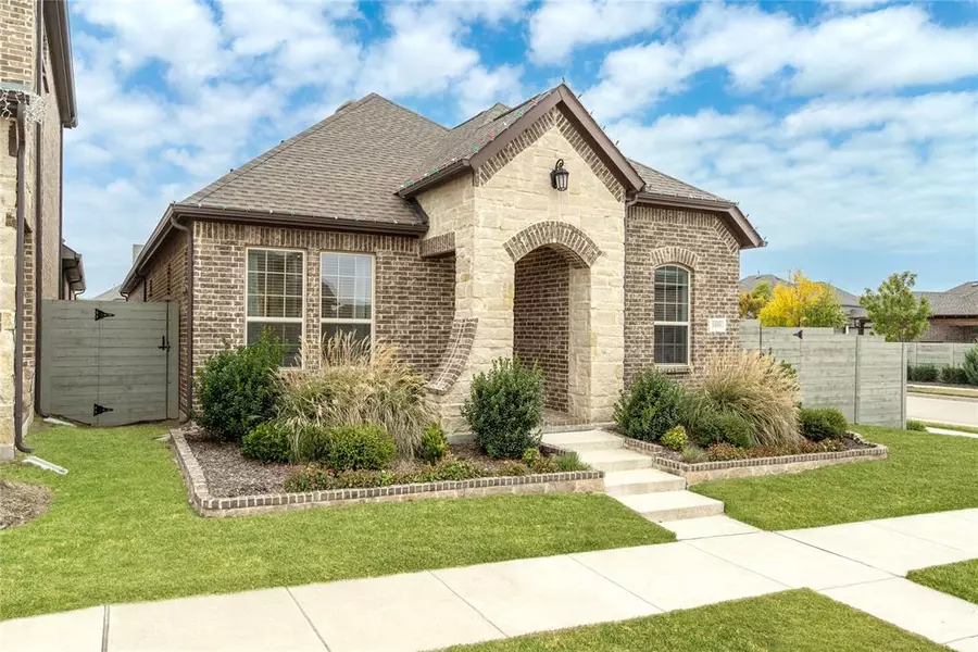 1000 Lamp Post Lane, Argyle, TX 76226