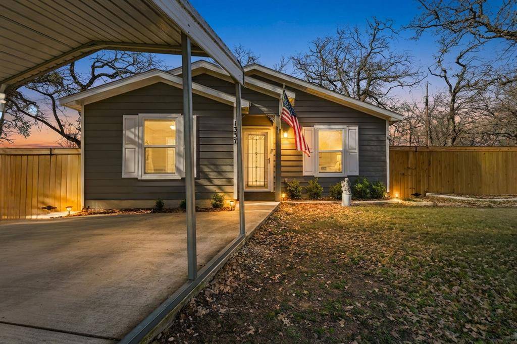 1337 Fox Hollow Court, Pelican Bay, TX 76020