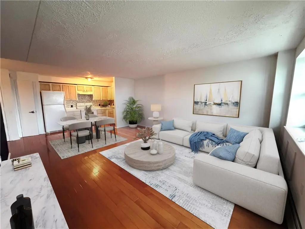 Rockaway Beach, NY 11693,221 Beach 80th ST #4B