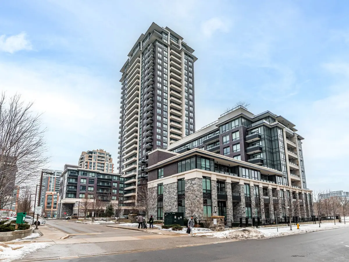 Markham, ON L6G 0G2,15 Water Walk DR #720