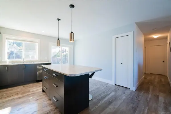 Nanaimo, BC V9X 0A7,2174 Village Dr