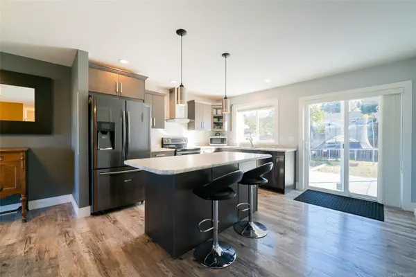 Nanaimo, BC V9X 0A7,2174 Village Dr