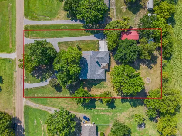 Terrell, TX 75160,16573 CR 248