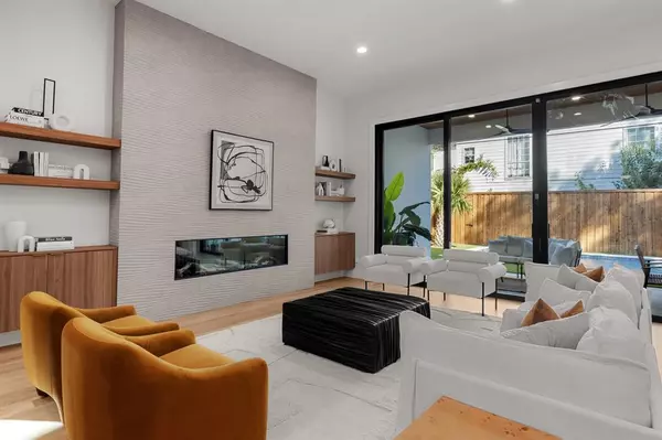 Dallas, TX 75214,6231 McCommas Boulevard