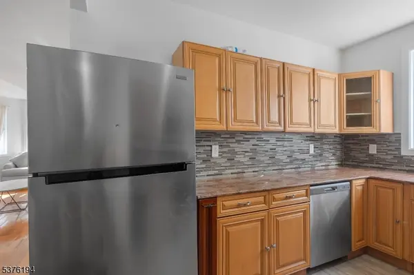 Garfield City, NJ 07026,25 Palisade Ave