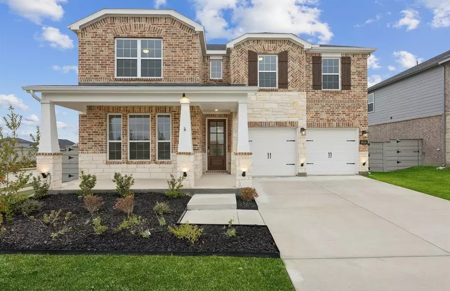 8616 Red Oak Drive, Justin, TX 76247