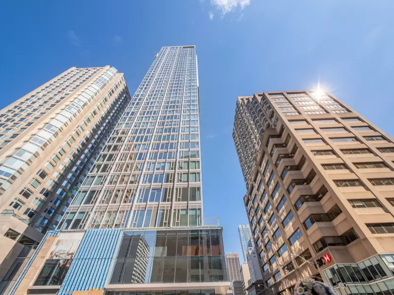 188 Cumberland ST #1402, Toronto C02, ON M5R 2G3