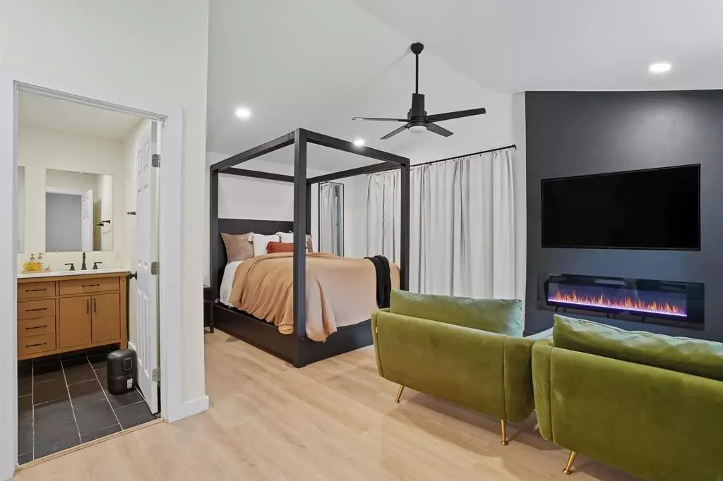 Fort Worth, TX 76107,4120 bIRCHMAN Avenue