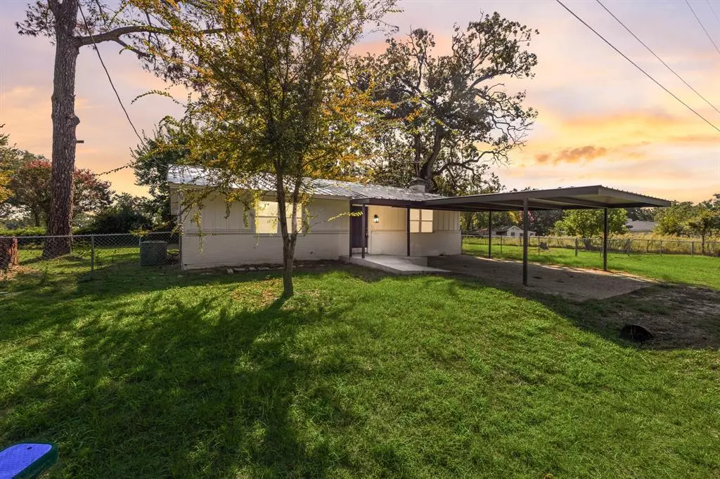 Mabank, TX 75156,107 E Bayside Drive