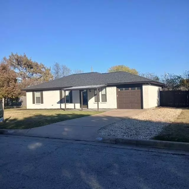 Burleson, TX 76028,441 White Oak Lane