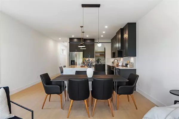 Langford, BC V9B 6C6,611 Madrona Pl